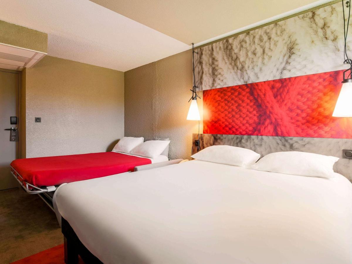 Hotel ibis Carcassonne Est la Cité Esterno foto