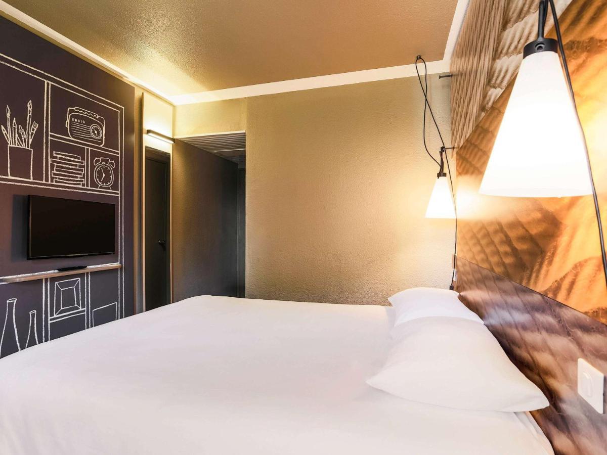 Hotel ibis Carcassonne Est la Cité Esterno foto