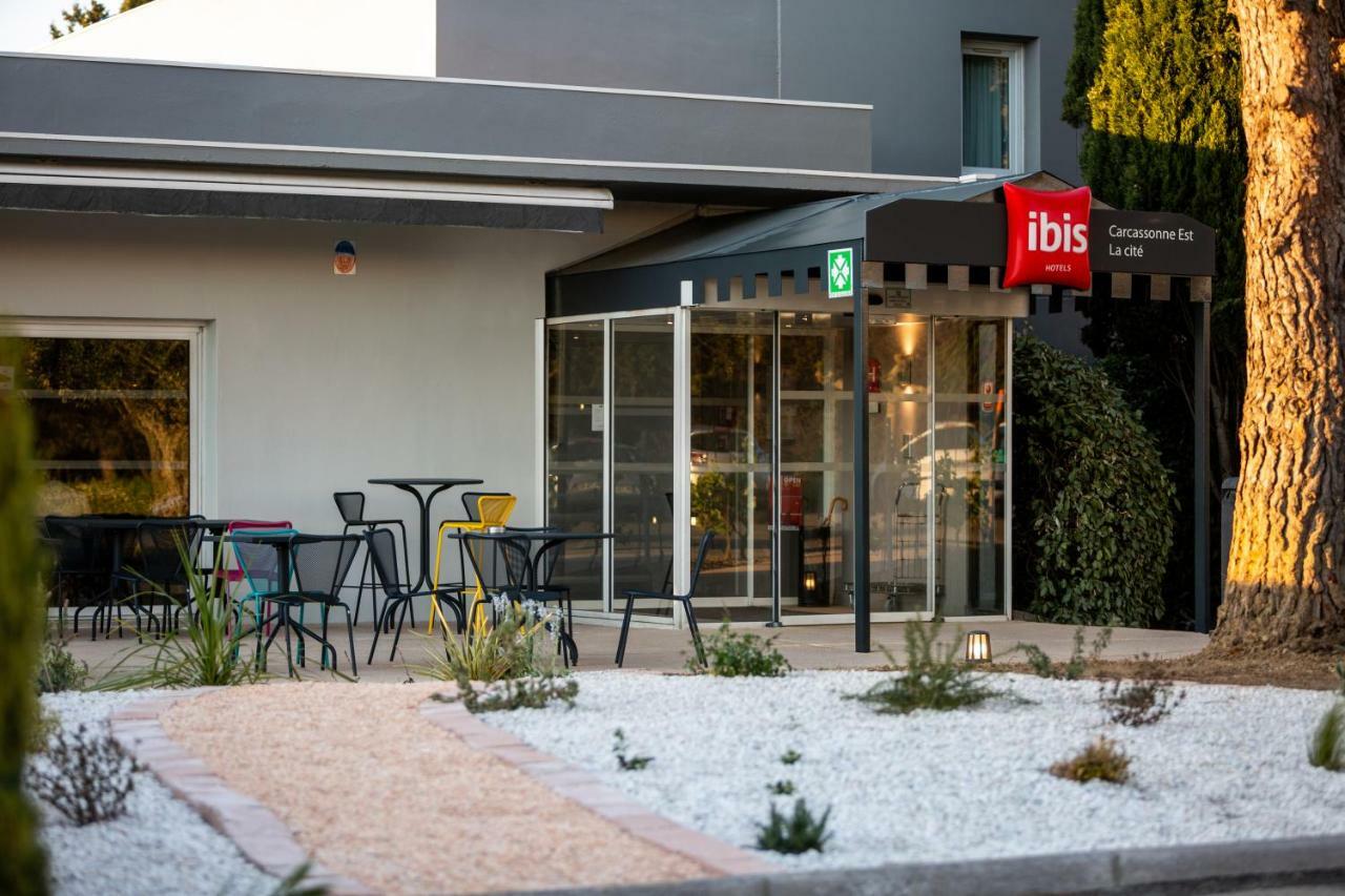 Hotel ibis Carcassonne Est la Cité Esterno foto